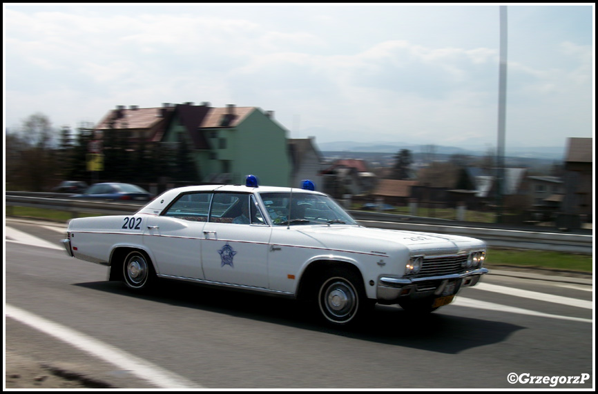 202 - Chevrolet - American Police ;)