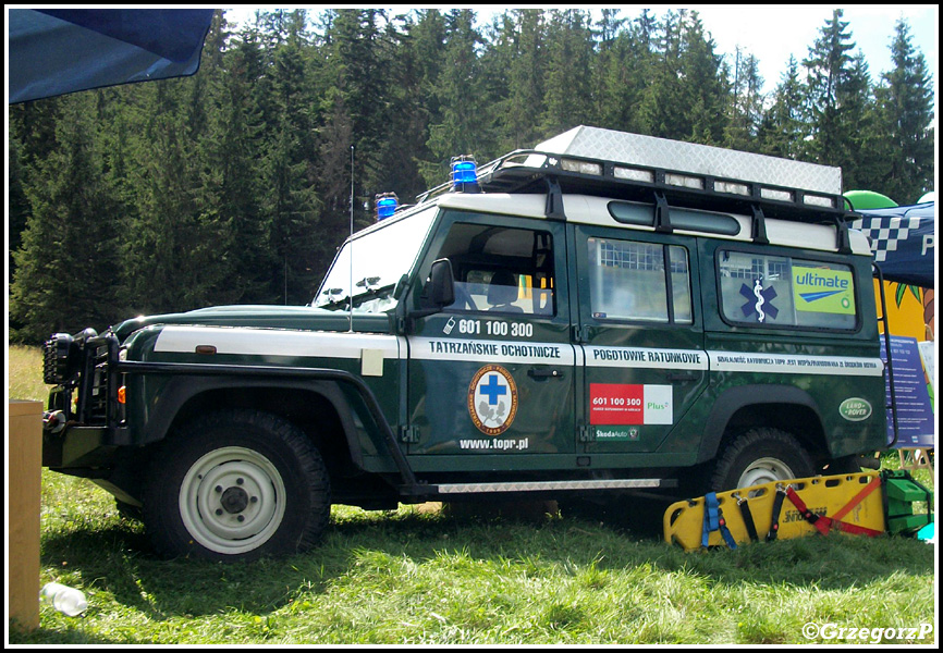 Land Rover Defender 110/TEAM - TOPR
