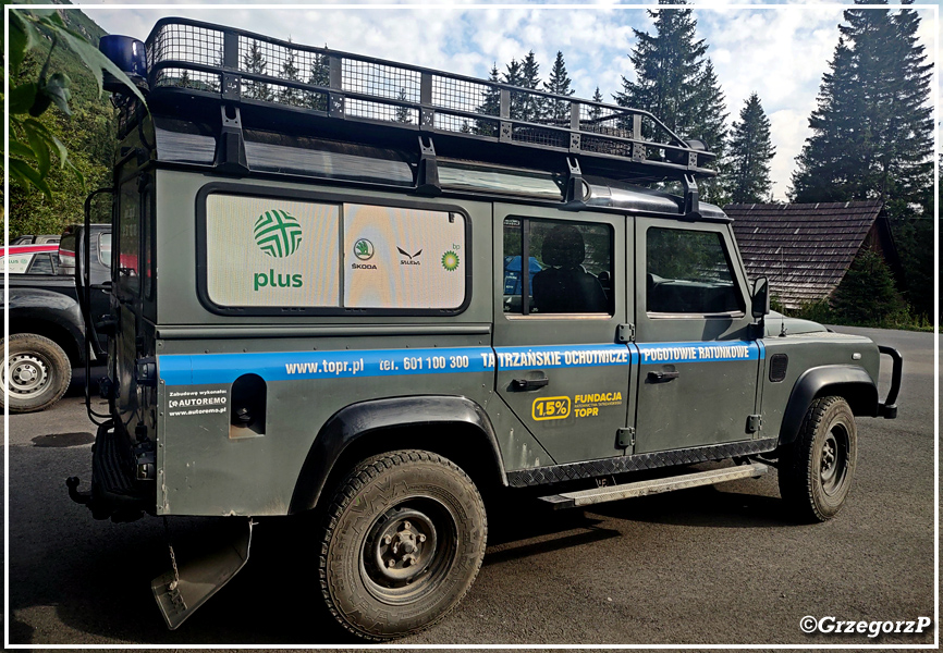 Land Rover Defender 110 - TOPR