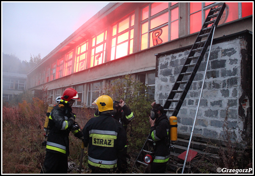 9.10.2015 - Zawoja, DW ''GÃ³rnik'' - Ä†wiczenia ''UCHODÅ¹CA 2015''