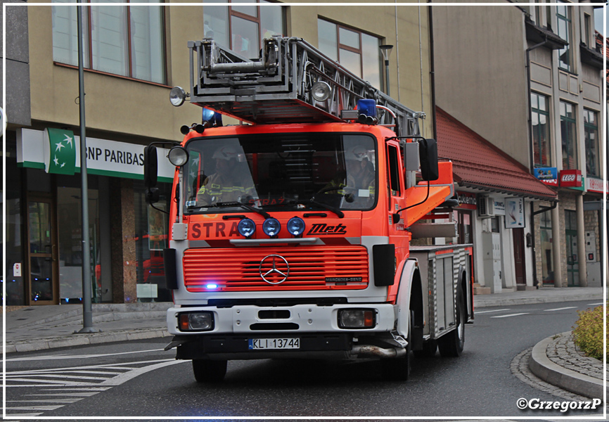 459[K]16 - SD 30 Mercedes Benz 1422 F/Metz - OSP Janowice