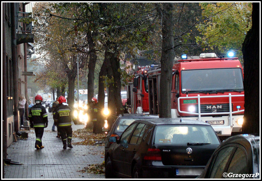 20.10.2011 - Nowy Targ, ul. Grel - Pożar piwnicy